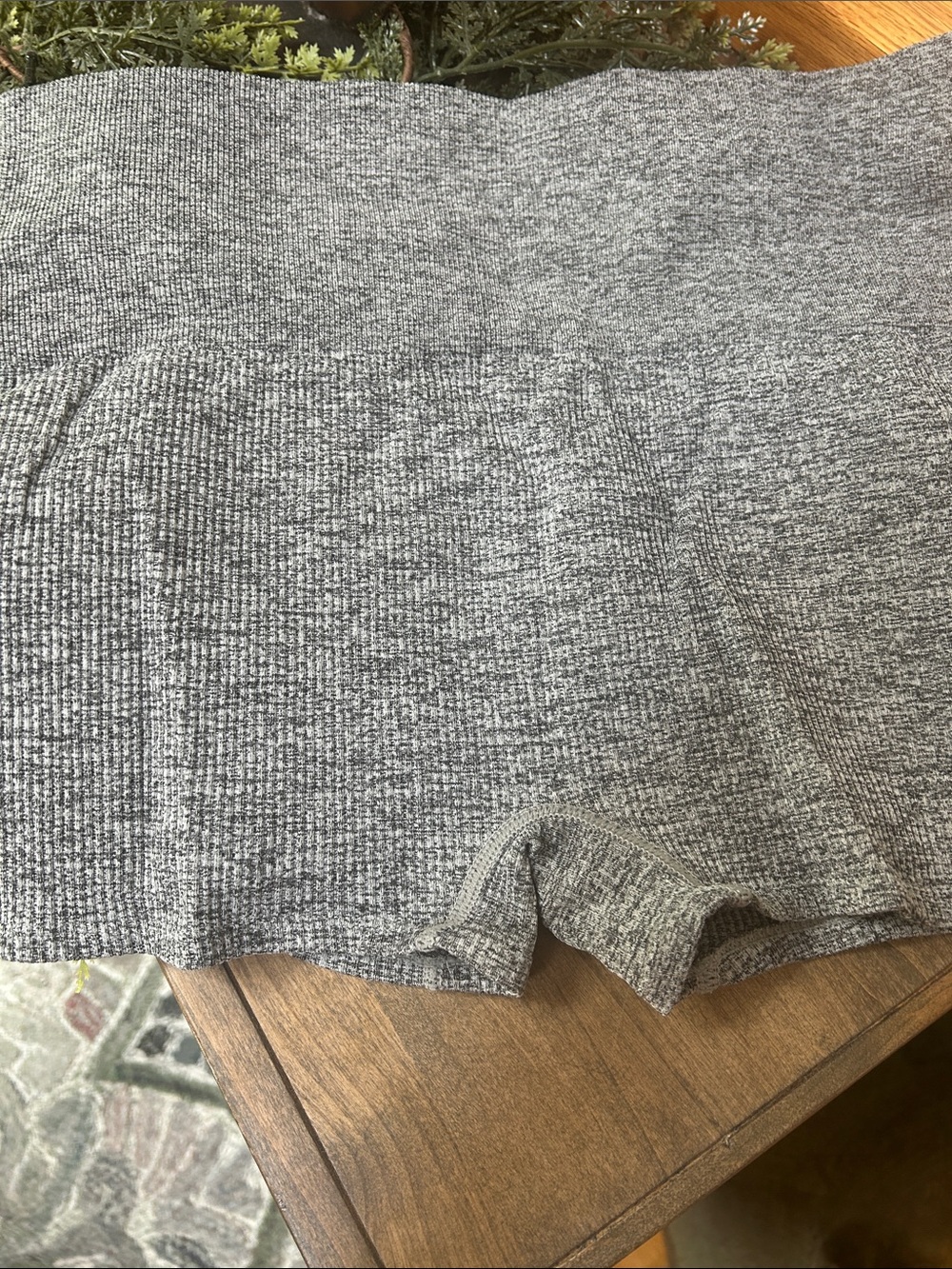 Colsie Grey Ribbed compression Shorts large - Picture 2 of 6